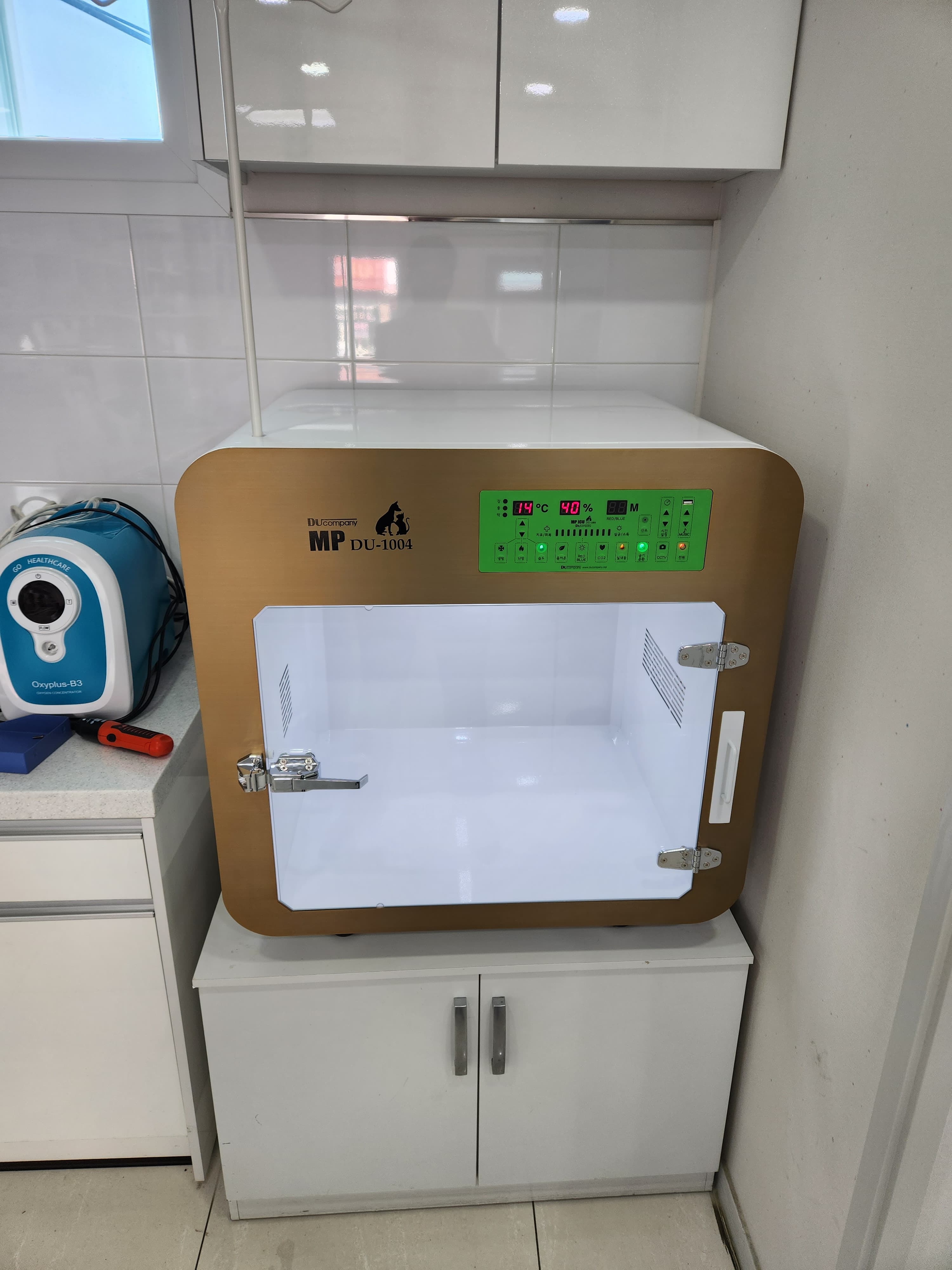 MP DU-1004 2단 설치 (레드·블루 LED)